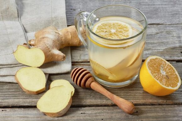 Suco de limão e gengibre é uma bebida saudável para homens